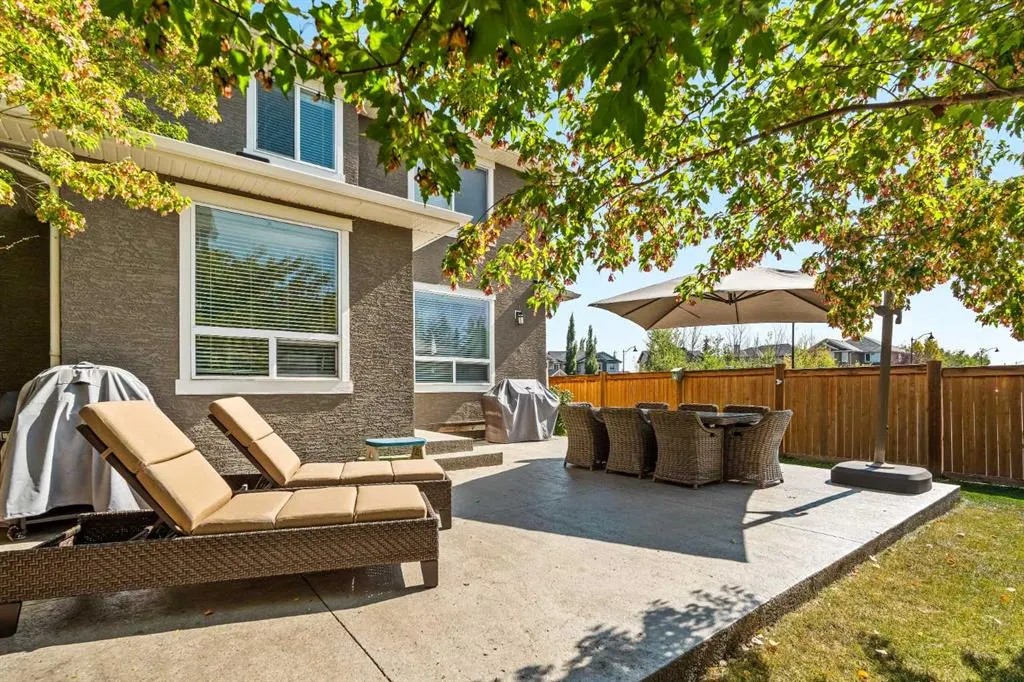 233 Aspen Stone Place SW