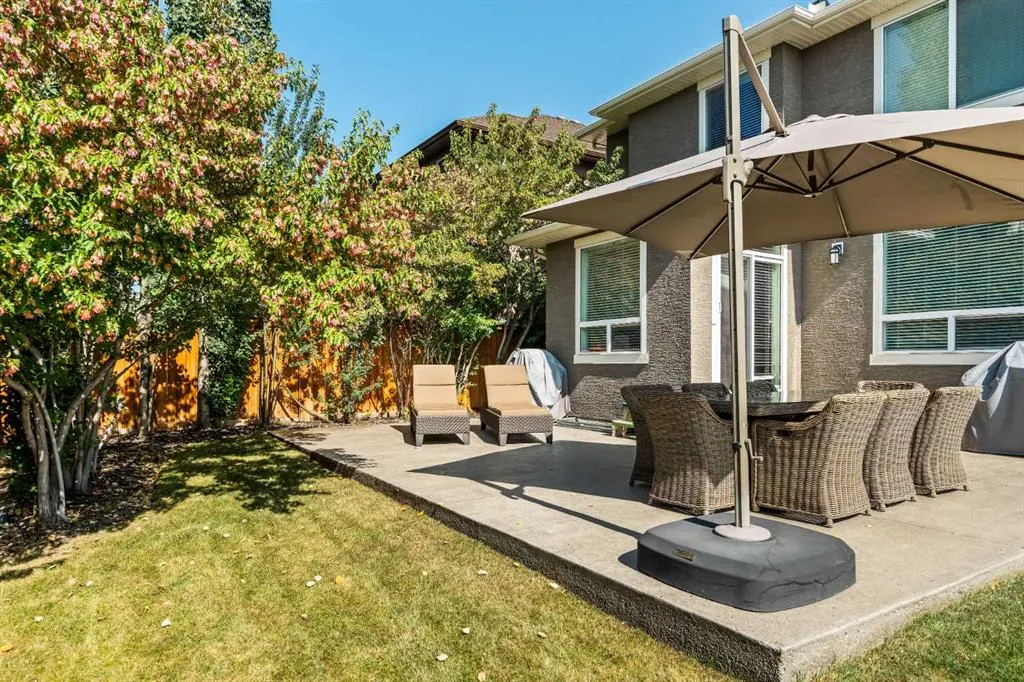 233 Aspen Stone Place SW