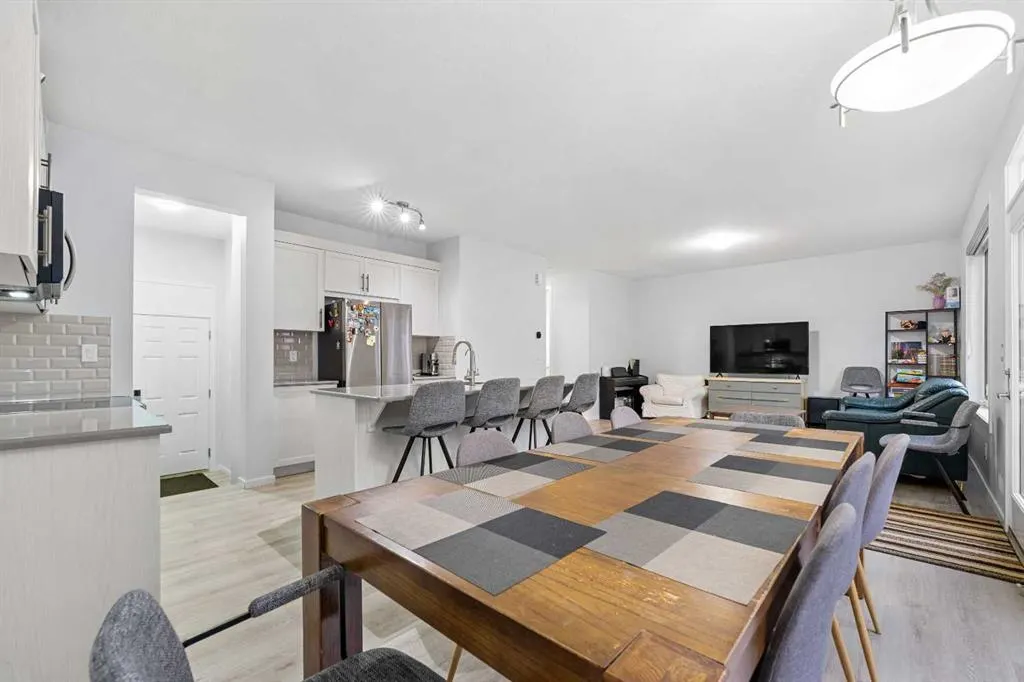 281 Yorkville Road SW