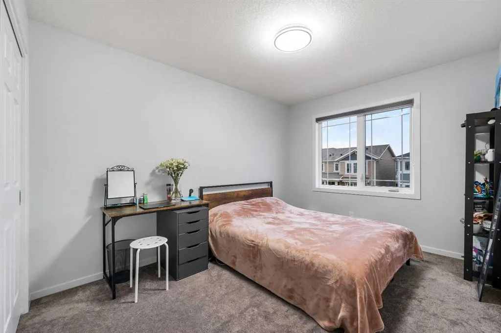 281 Yorkville Road SW