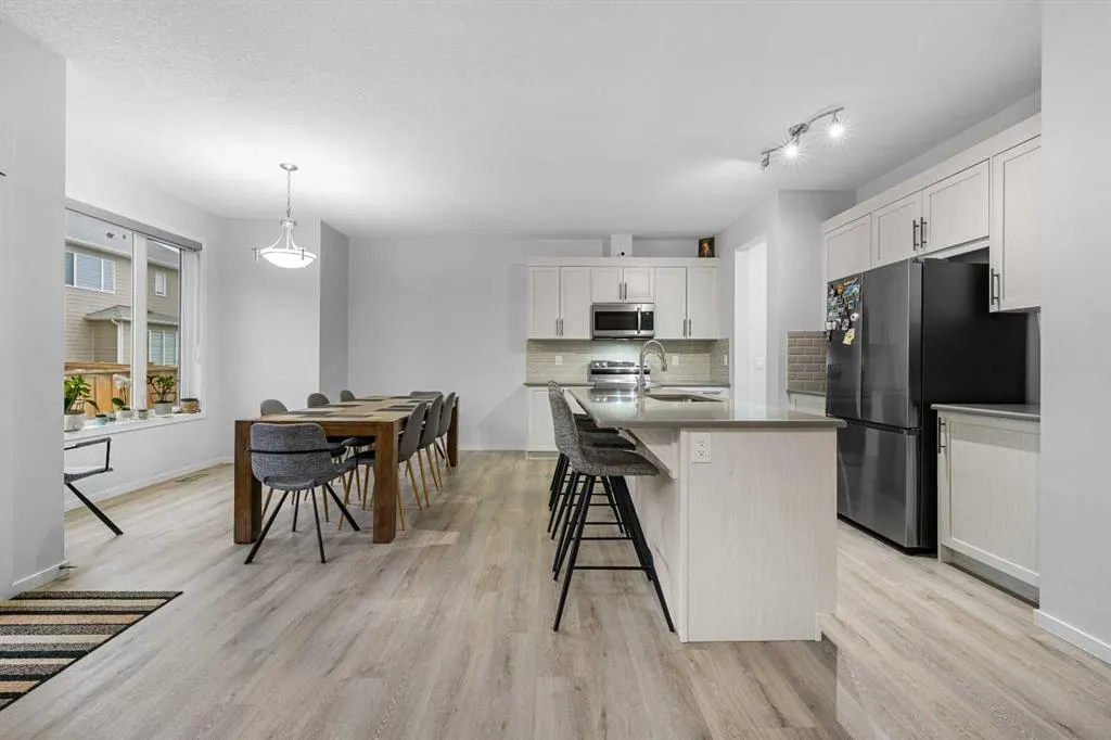 281 Yorkville Road SW