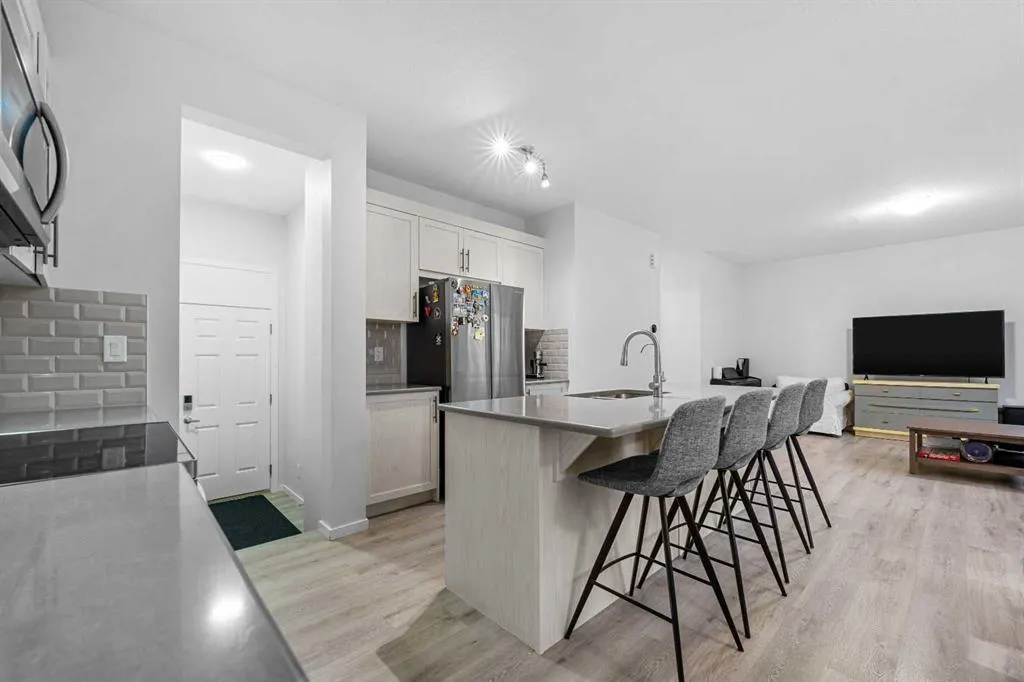 281 Yorkville Road SW