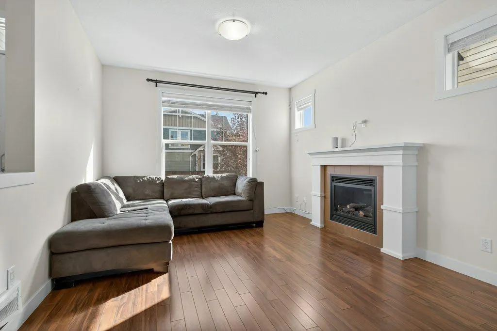 234 Williamstown Close NW