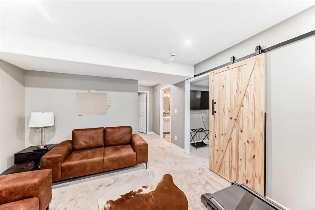 583 Keystone Chase W
