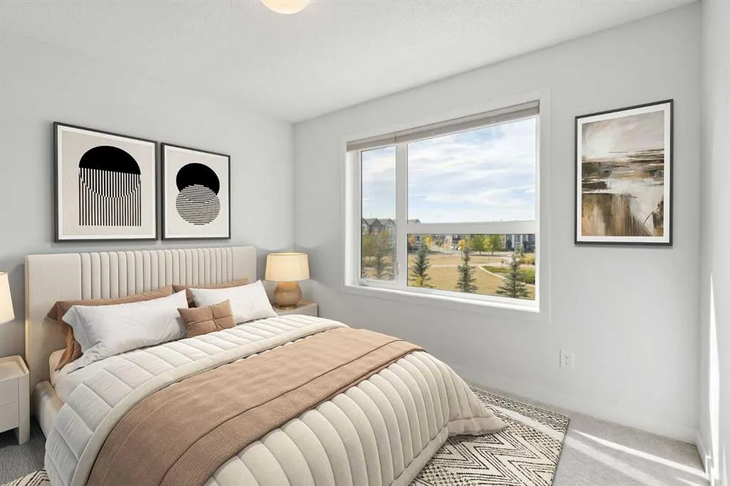 54 Evanscrest Manor NW