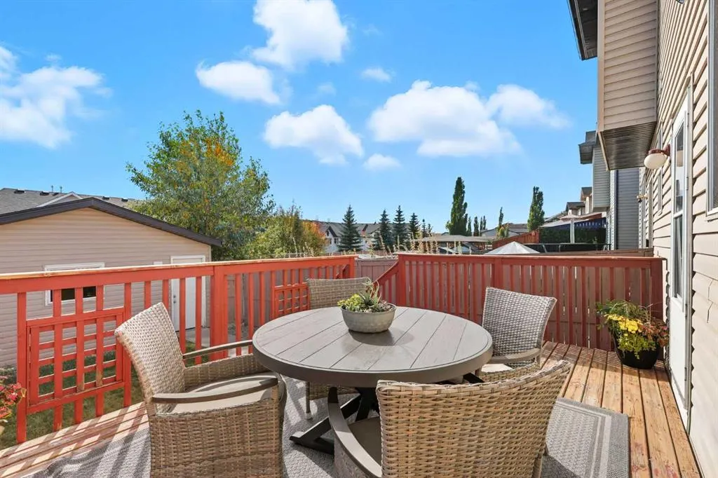 47 Covemeadow Close NE