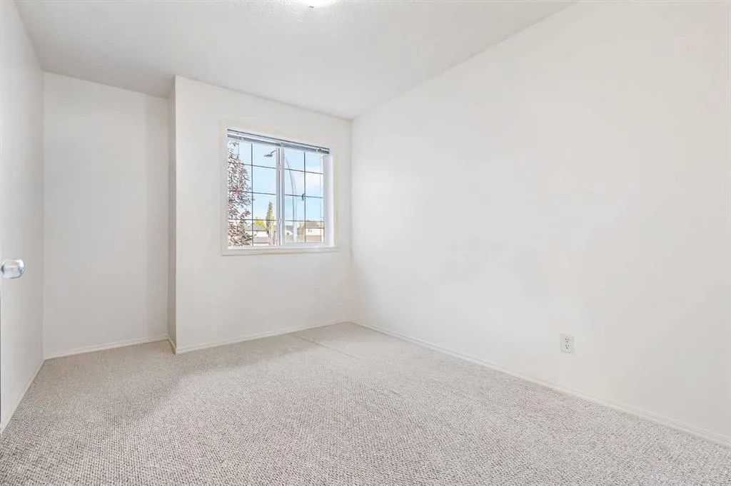 47 Covemeadow Close NE