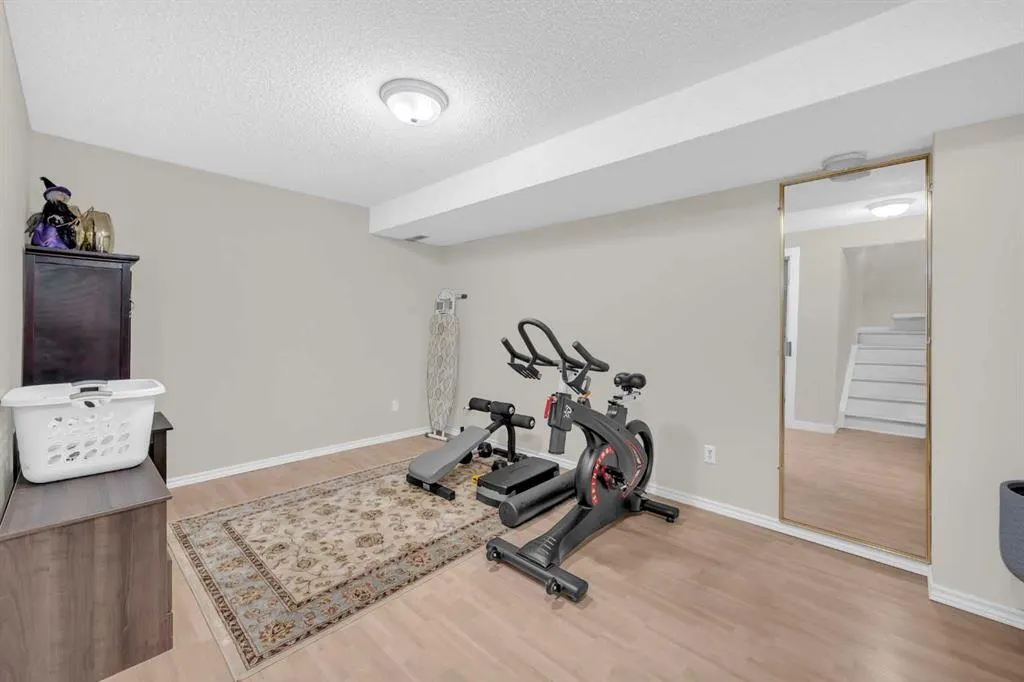 4 Saddlecreek Terrace NE
