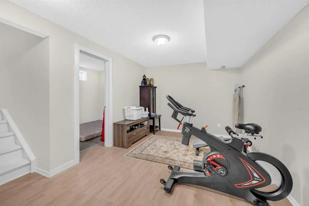 4 Saddlecreek Terrace NE