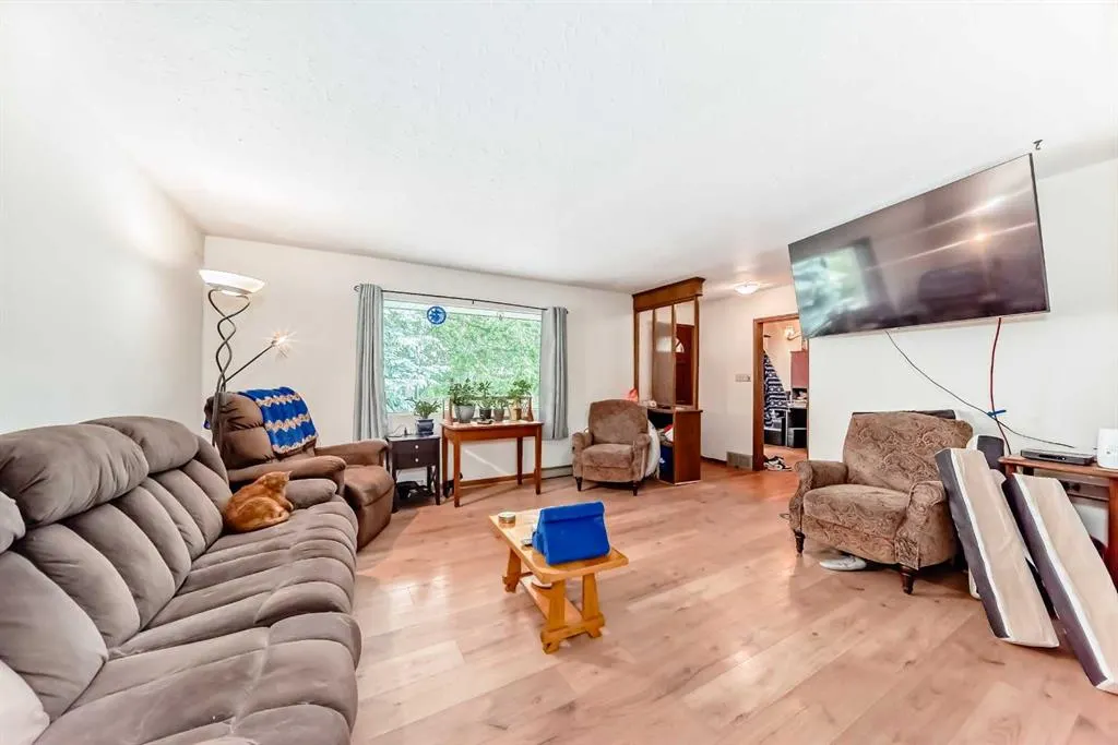 59 Rosewood Road NW