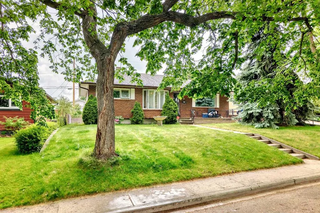 59 Rosewood Road NW