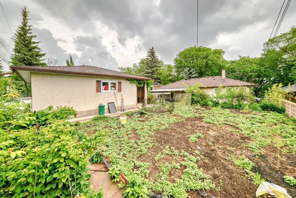 59 Rosewood Road NW