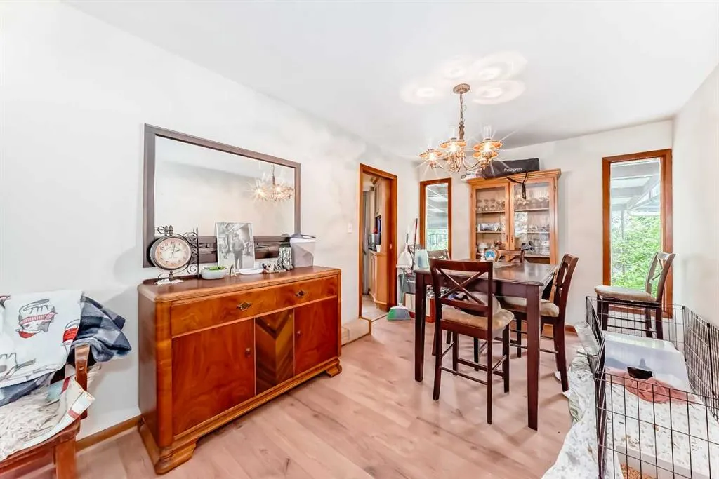 59 Rosewood Road NW