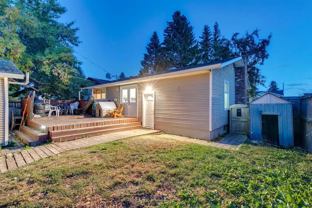 100 Allandale Close SE