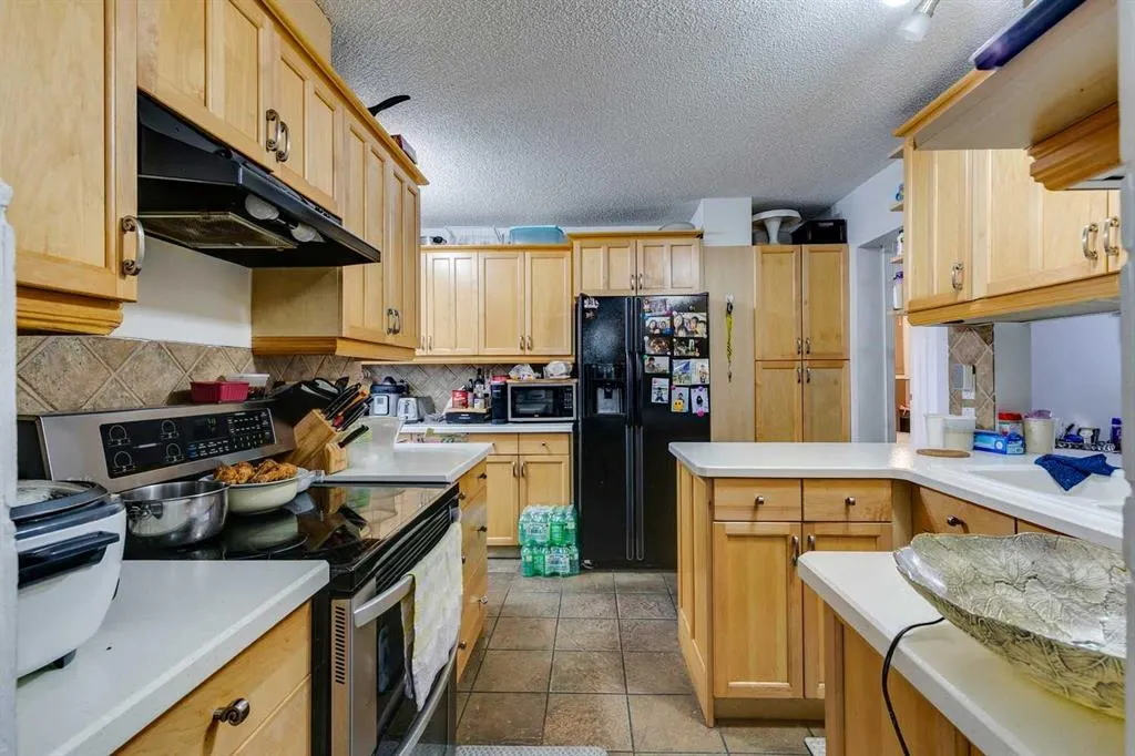 100 Allandale Close SE