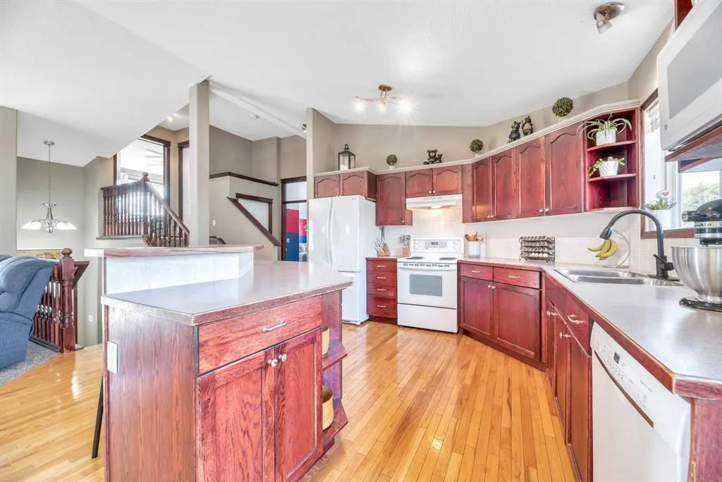 102 Parklane Drive