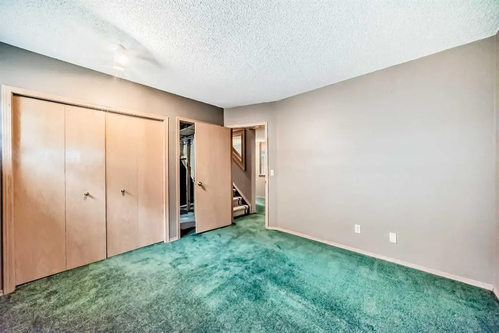 135 Canterbury Court SW