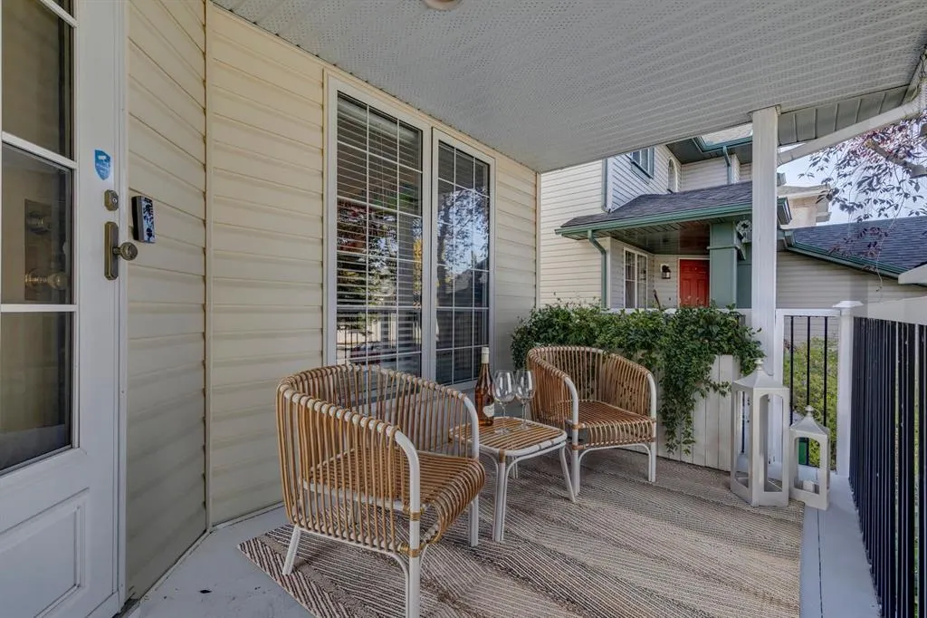 1145 Sunlake Link SE