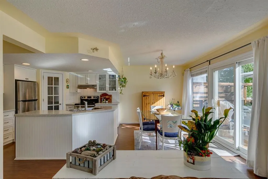1145 Sunlake Link SE