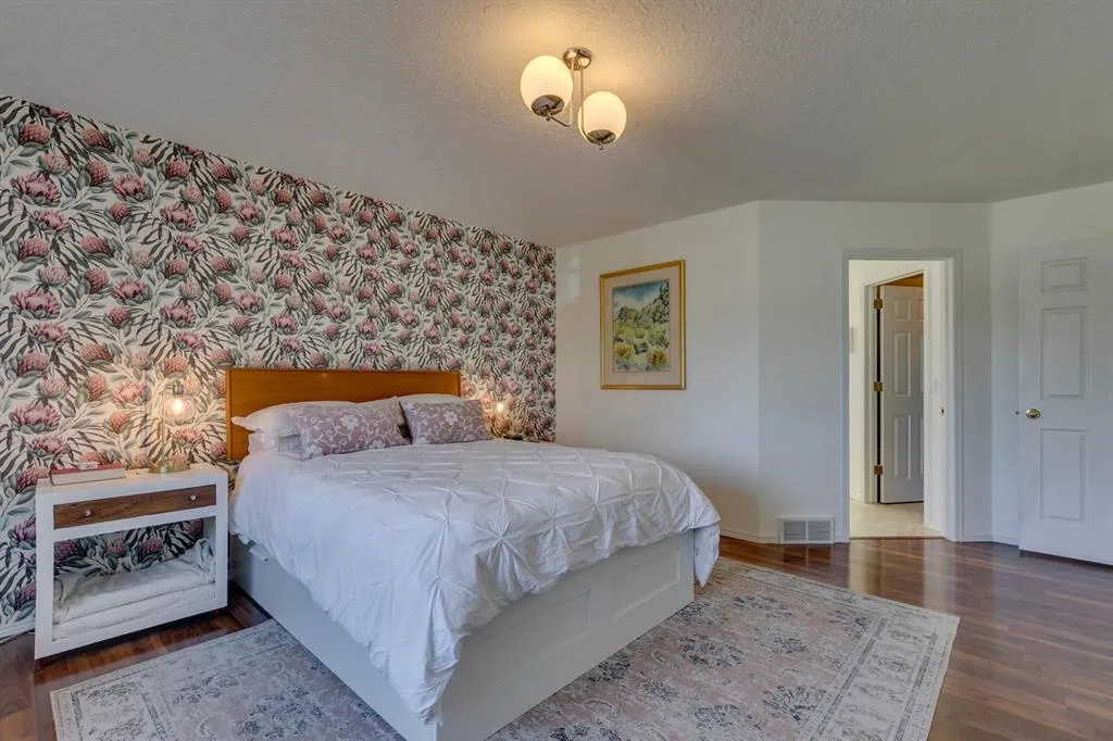 1145 Sunlake Link SE