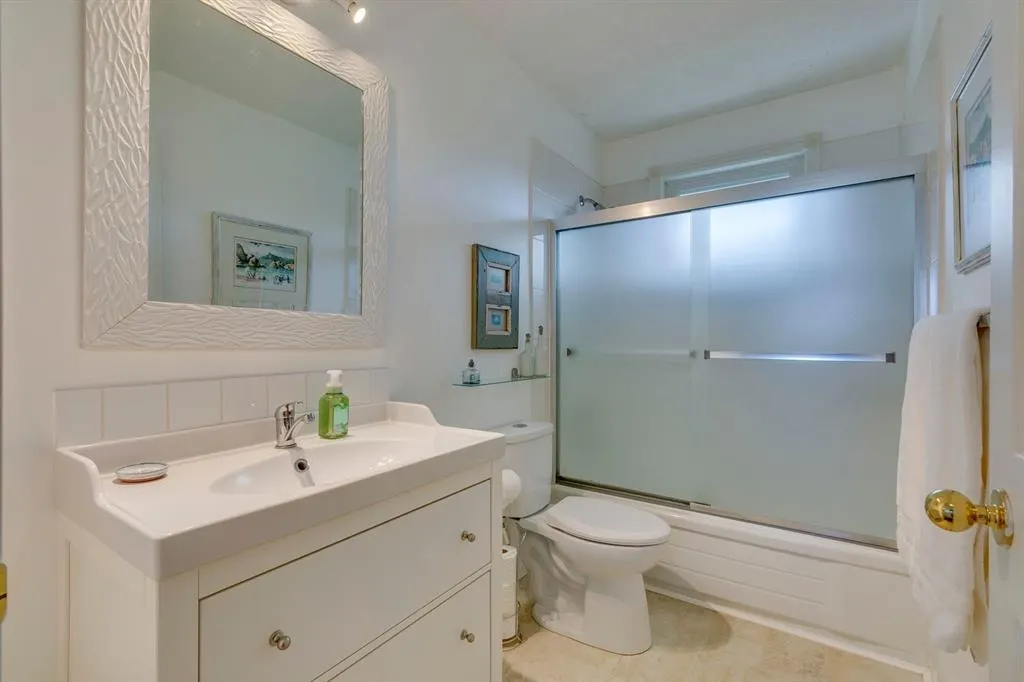 1145 Sunlake Link SE