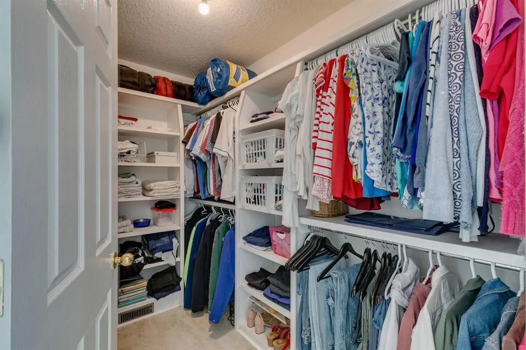 1145 Sunlake Link SE