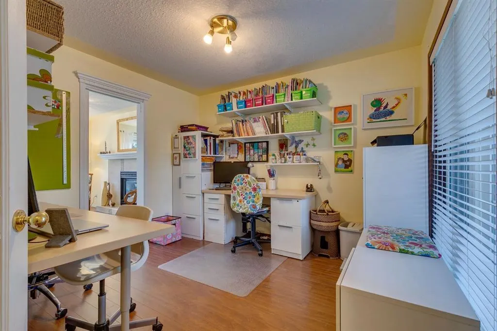 1145 Sunlake Link SE