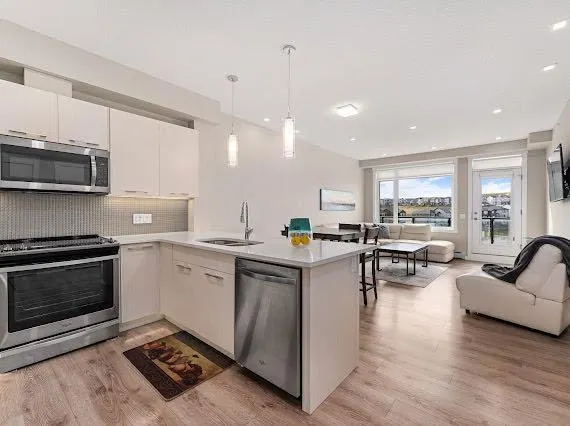 214 Sherwood Square NW, #414