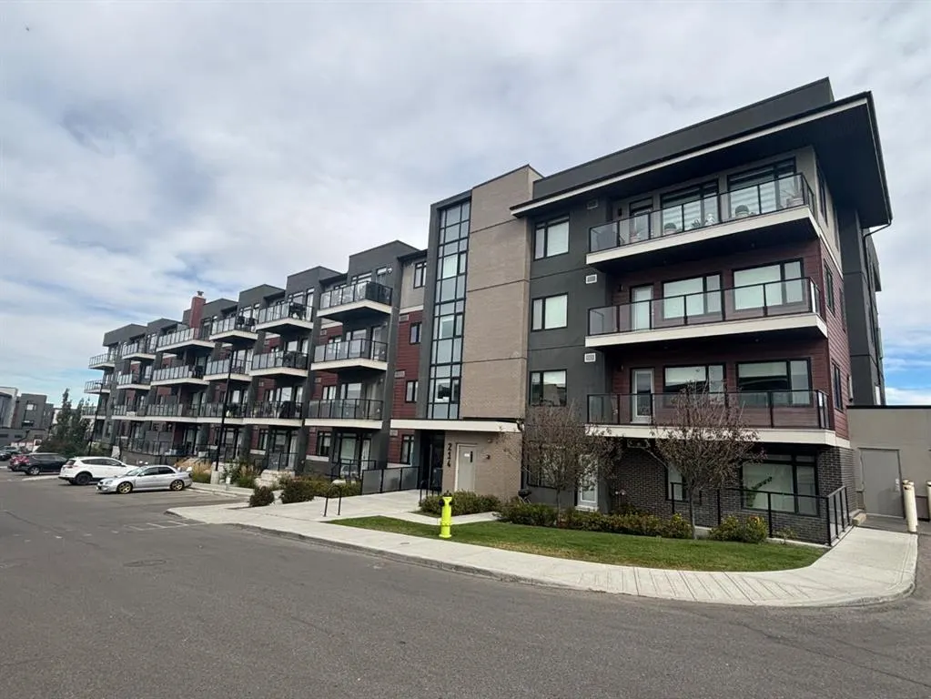 214 Sherwood Square NW, #414