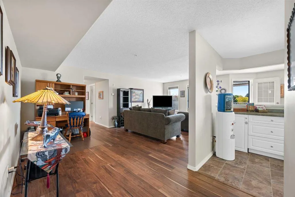 5120 48 Street, #206