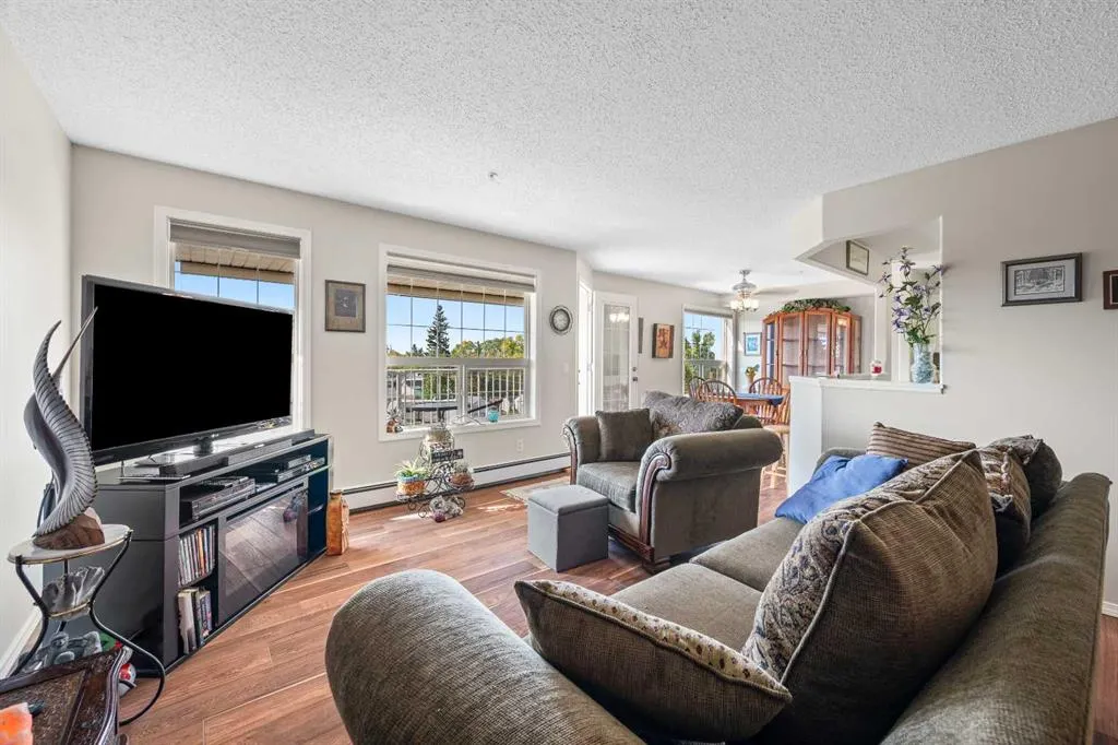 5120 48 Street, #206