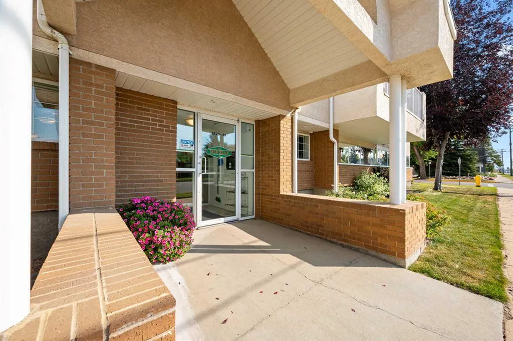 5120 48 Street, #206