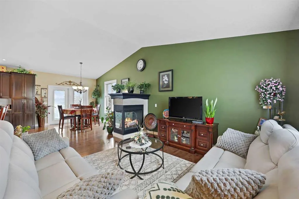 651 West Highland Crescent