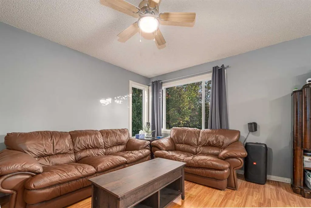 826 Columbia Boulevard W