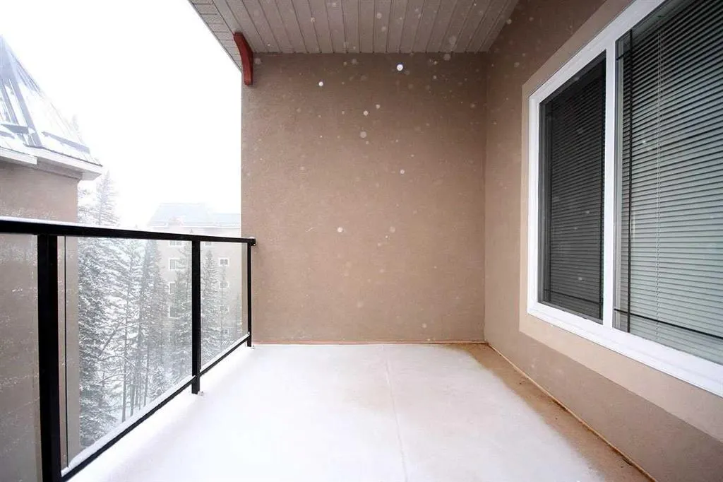 30 Discovery Ridge Close SW, #518