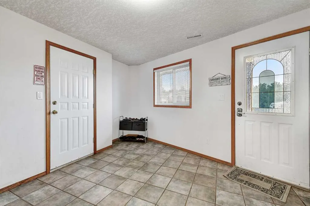10816 STERN CRES