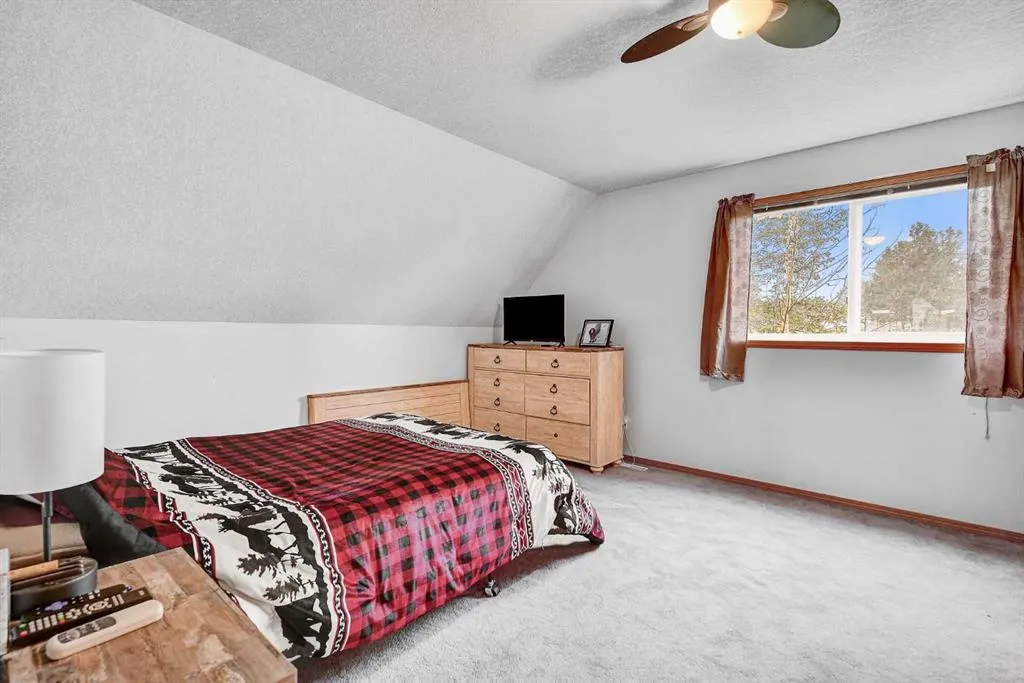 10816 STERN CRES