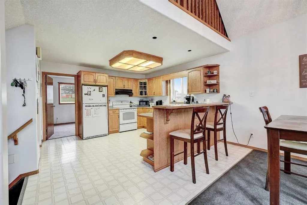 10816 STERN CRES