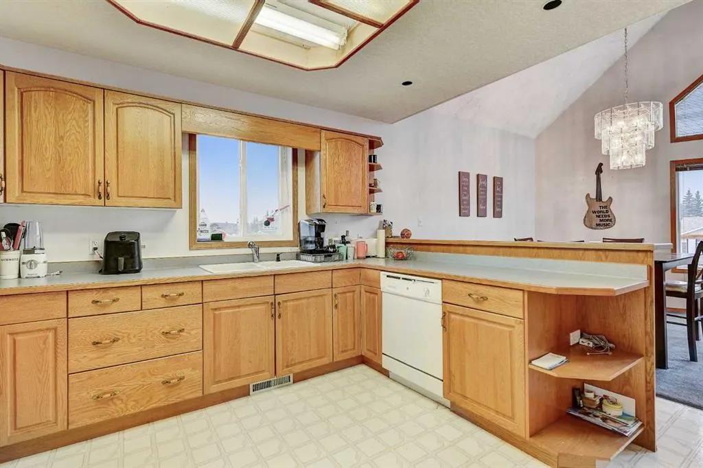 10816 STERN CRES