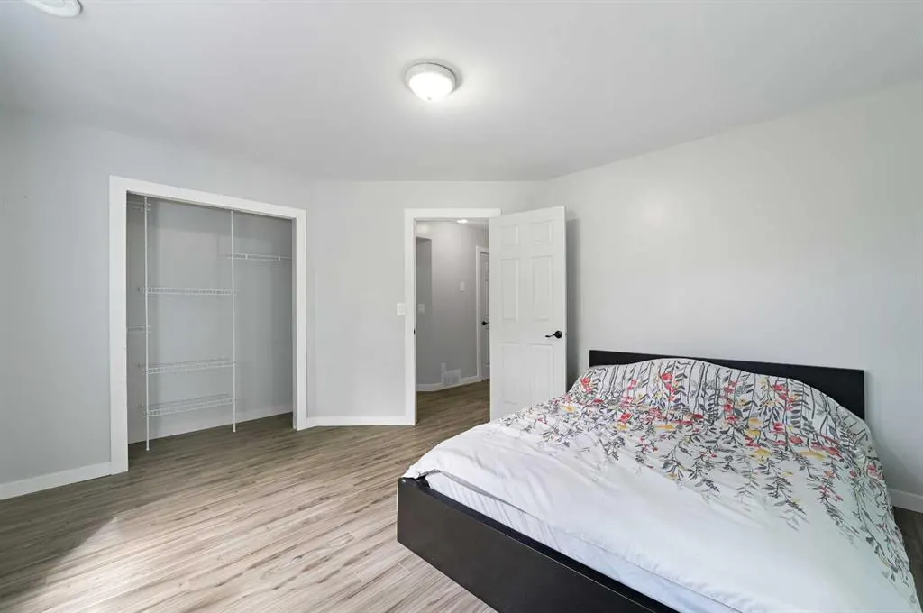 1723 37 Street SE, #201