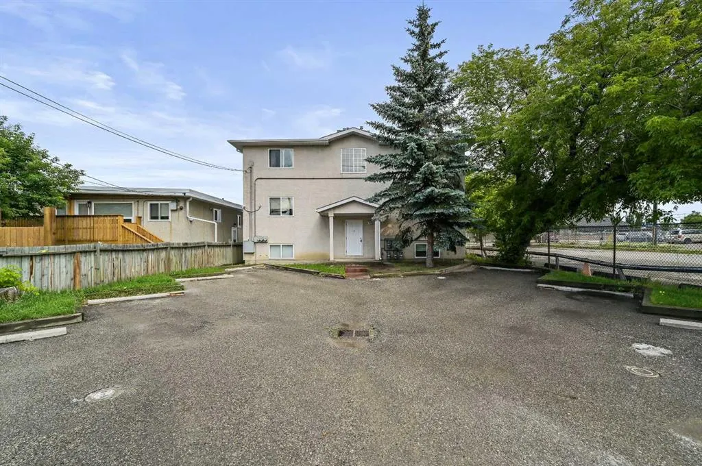 1723 37 Street SE, #201