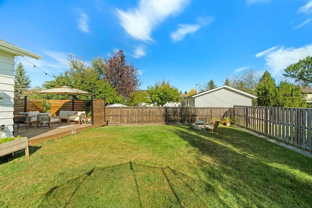 11 Deerfield Circle SE