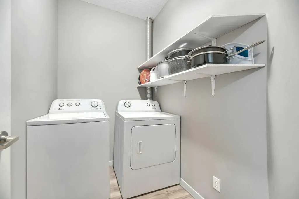 3 Parklane Way, #102