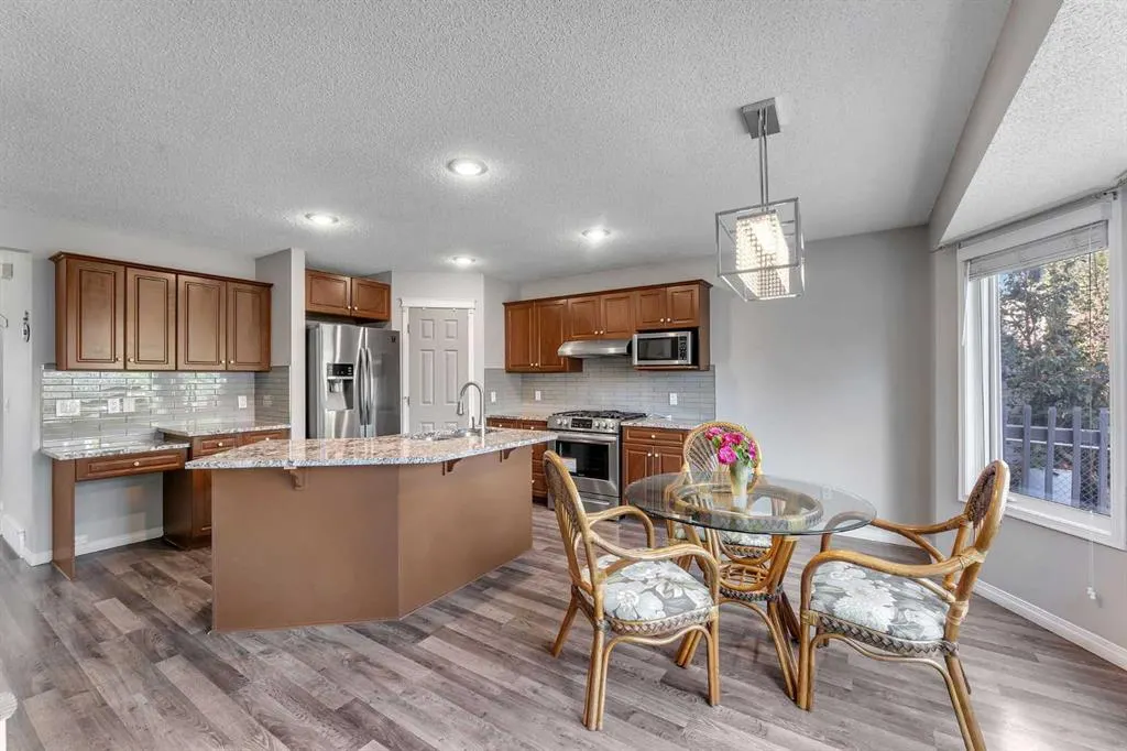22 Cimarron Crescent