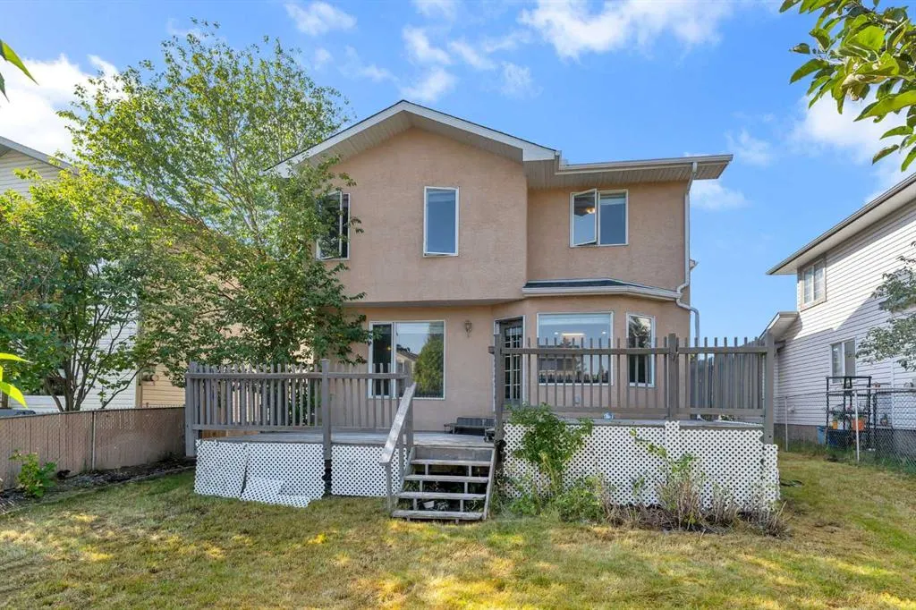 22 Cimarron Crescent
