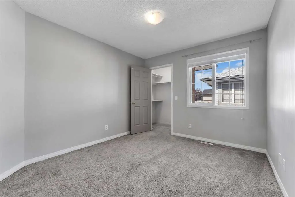 22 Cimarron Crescent