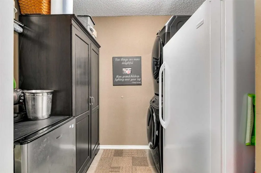 60 Panatella Street NW, #2414