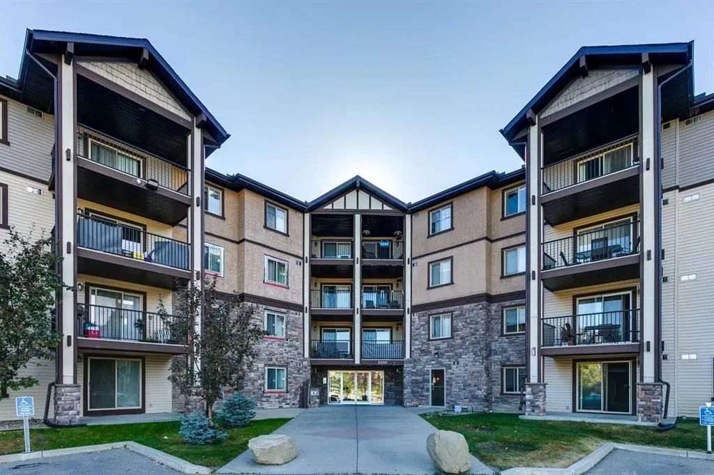 60 Panatella Street NW, #2414