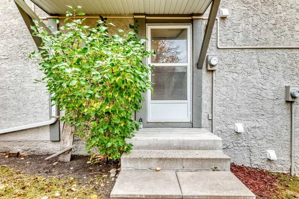 6915 Ranchview Drive NW, #160