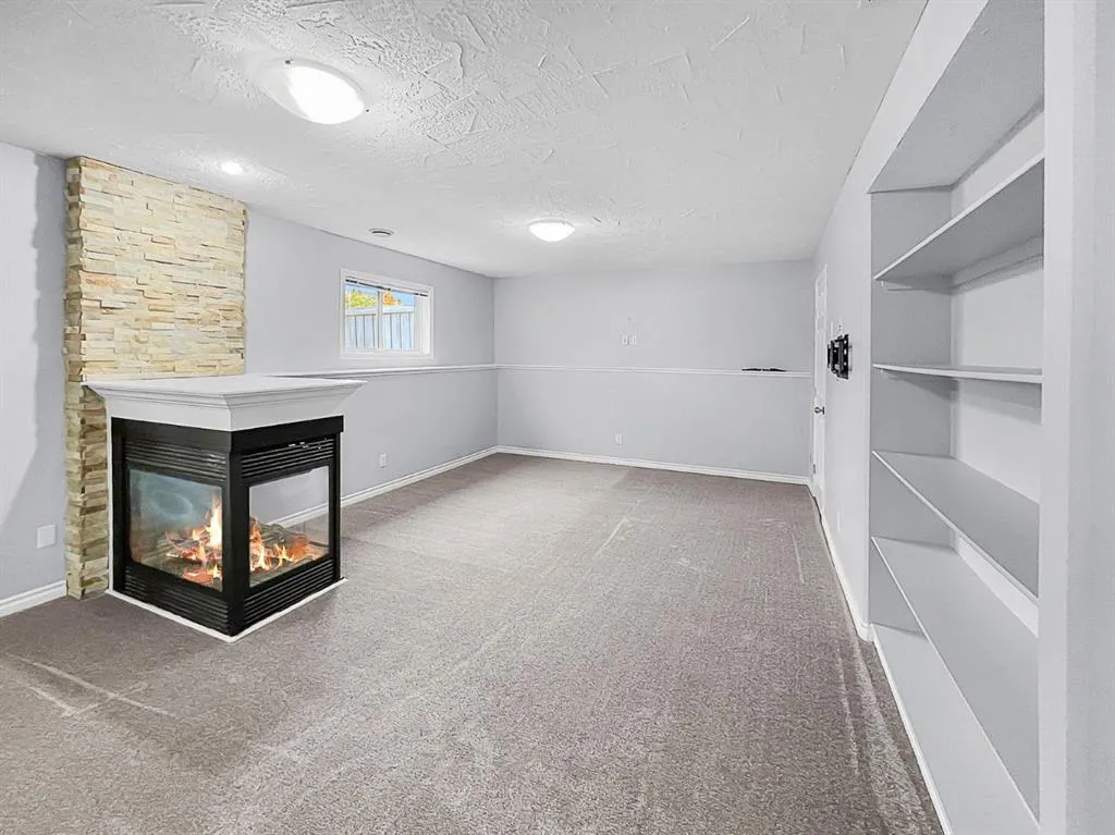 12117 Crystal Lake Drive